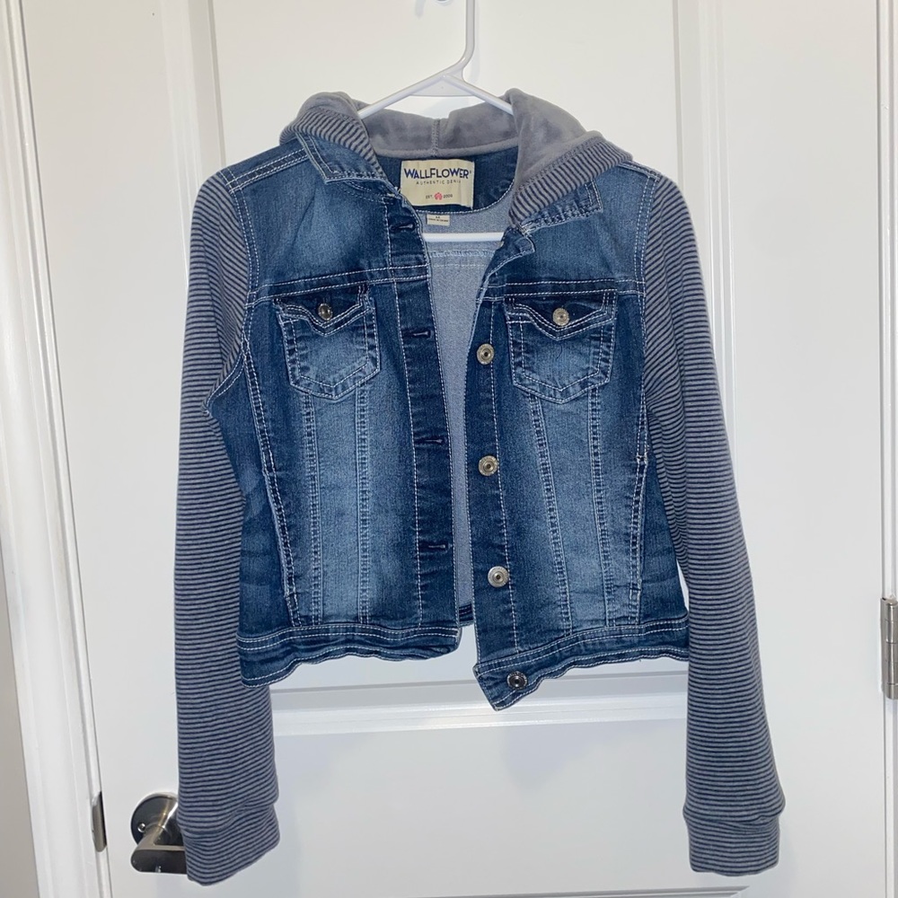 Wallflower jacket